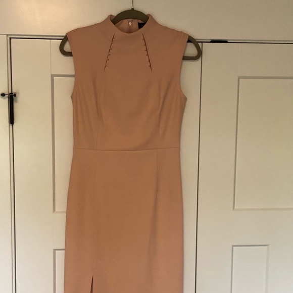 Ivanka Trump Dress - Picture 2 of 8